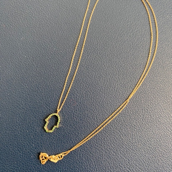 Alemdara Hamra Hand of Hamsa Necklace - Picture 4 of 11